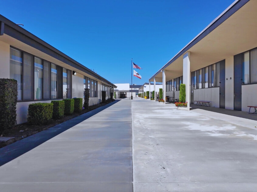 Commercial Landscaper in in Cypress California